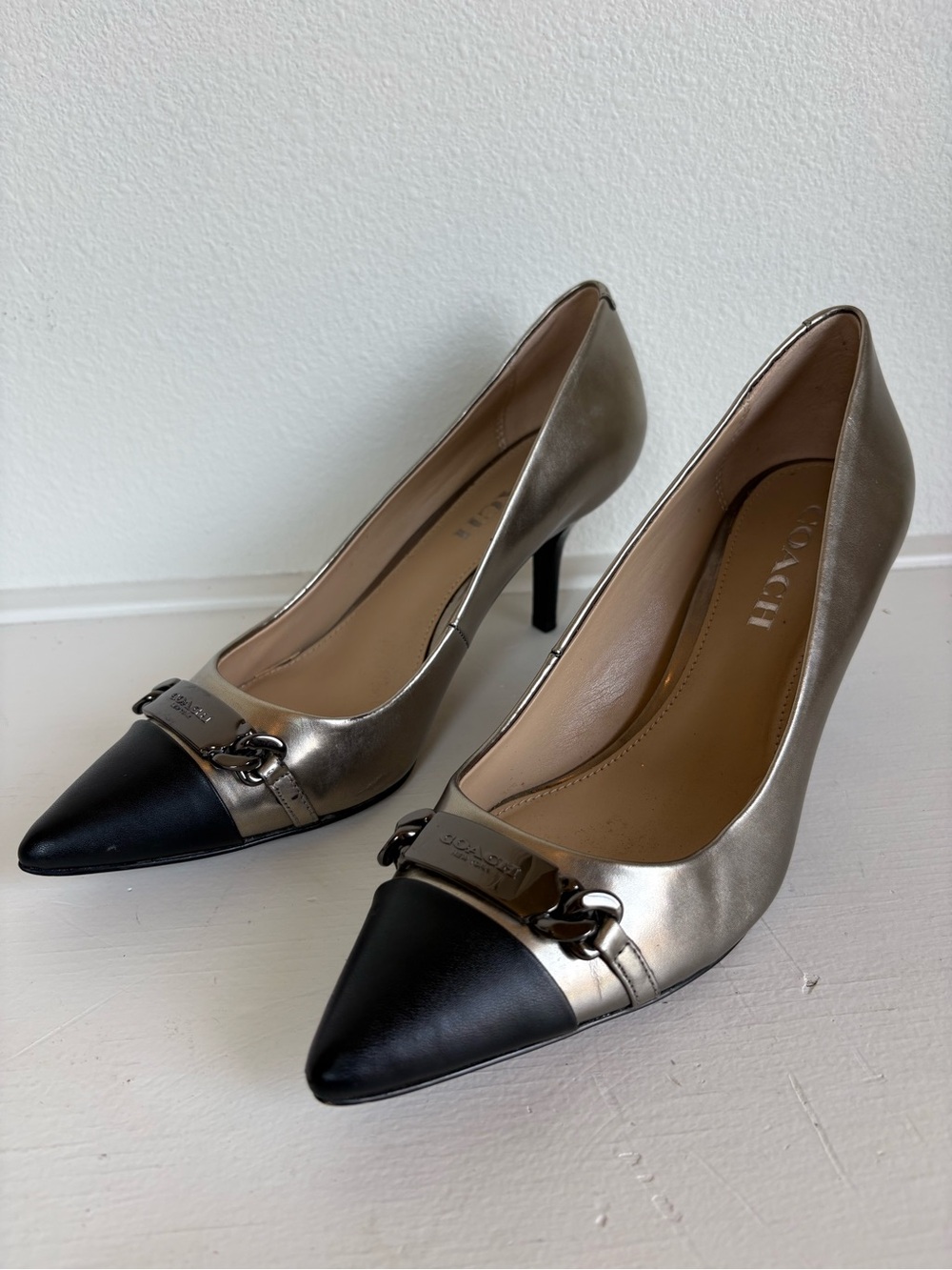 Coach Two-Tone Metallic Gold and Black Pointed Toe Heels 7.5